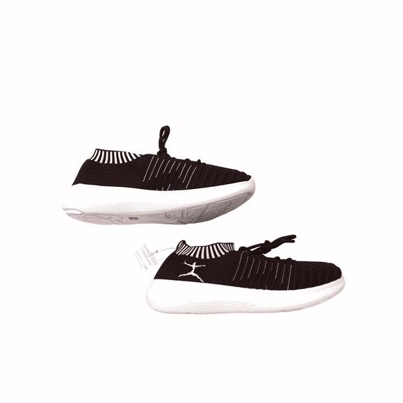 DANSKIN Womens ENERGY Sneakers Size 6 Black White Lace Up Gym Athletic Training - Picture 9 of 12